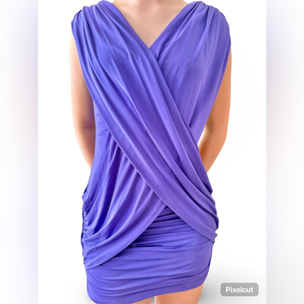 Very elegant short dress